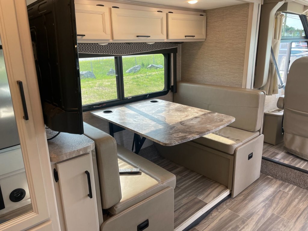 Thor Motor Coach Axis 25.6 VR LUXUEUX, V10 7.3 !!! 2022 à Victoriaville, Québec - 22 - w1024h768px
