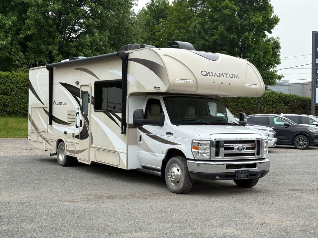 Thor Motor Coach RQ29 VR CLASSE C, CAMPER THOR, 2017 à Victoriaville, Québec - 9 - w1024h768px
