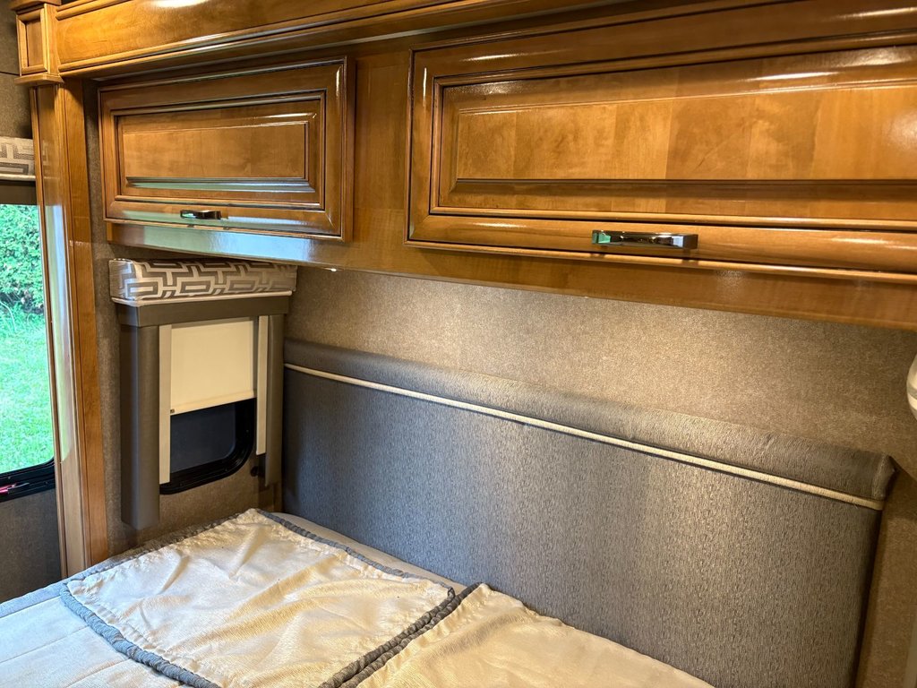 Thor Motor Coach RQ29 VR CLASSE C, CAMPER THOR, 2017 à Victoriaville, Québec - 37 - w1024h768px