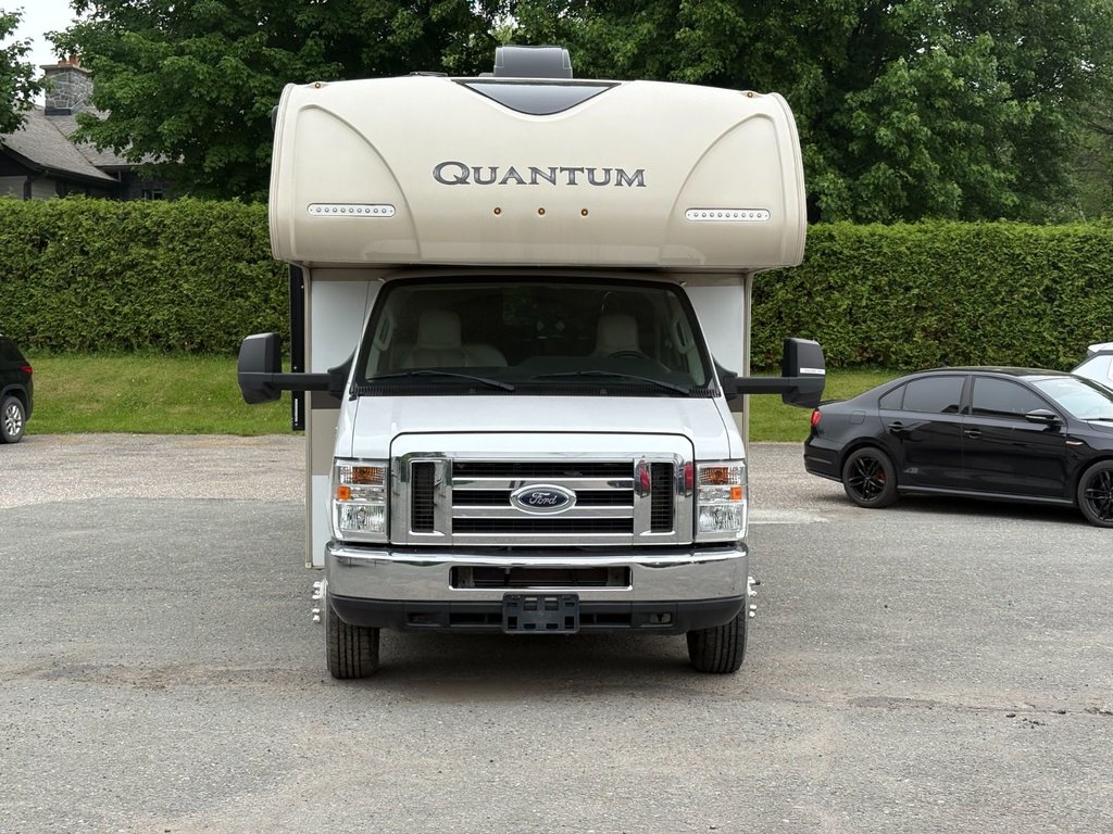 Thor Motor Coach RQ29 VR CLASSE C, CAMPER THOR, 2017 à Victoriaville, Québec - 8 - w1024h768px