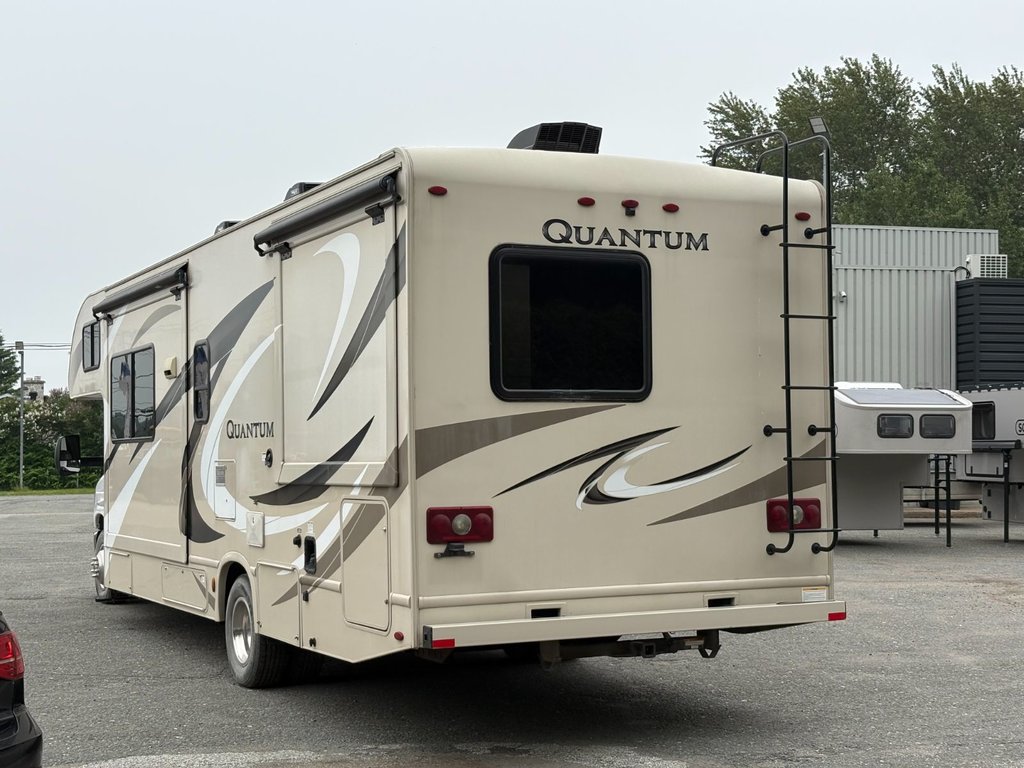 Thor Motor Coach RQ29 VR CLASSE C, CAMPER THOR, 2017 à Victoriaville, Québec - 4 - w1024h768px