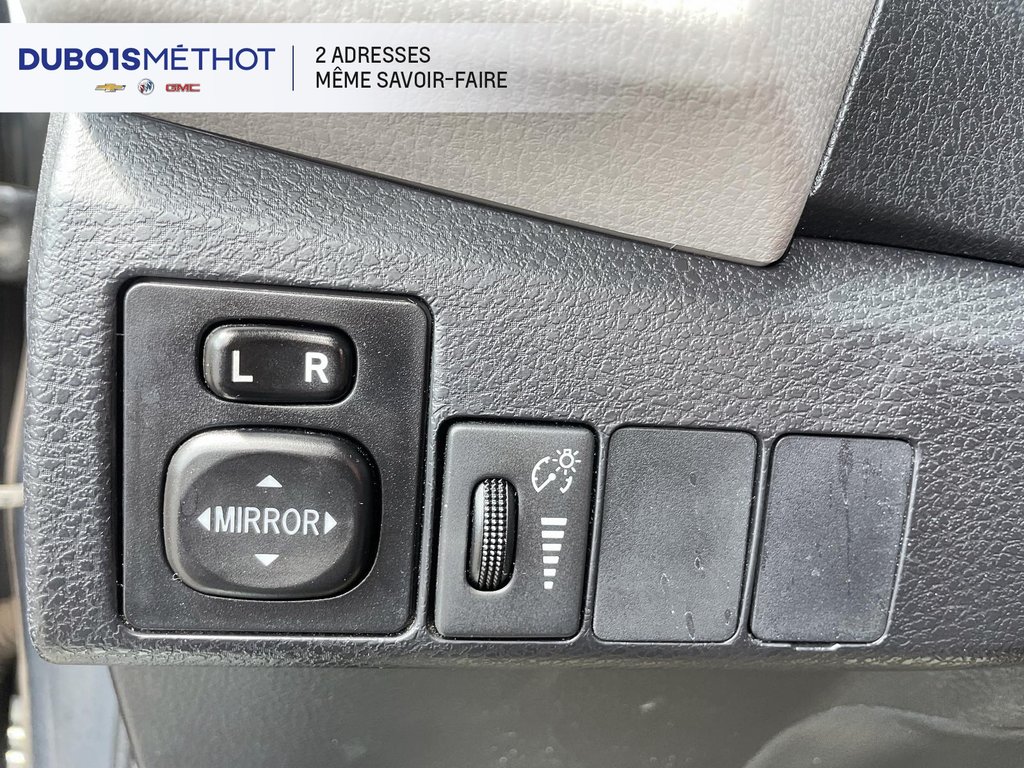 2014 Toyota Corolla LE, AUTOMATIQUE, SIEGES CHAUFFANTS, CAMERA RECUL ! in Plessisville, Quebec - 17 - w1024h768px