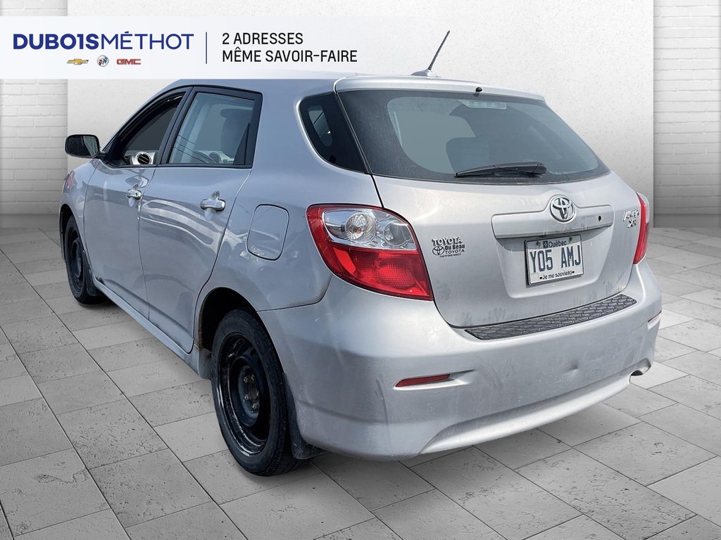 2010 Toyota Matrix XR, AIR CLIMATISEE, MANUEL VITRES ET DOORLOCKS !!! in Victoriaville, Quebec - 5 - w1024h768px
