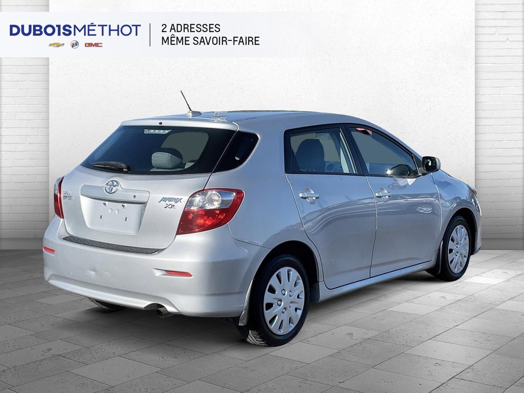 2010 Toyota Matrix XR, AIR CLIMATISEE, MANUEL VITRES ET DOORLOCKS !!! in Victoriaville, Quebec - 7 - w1024h768px