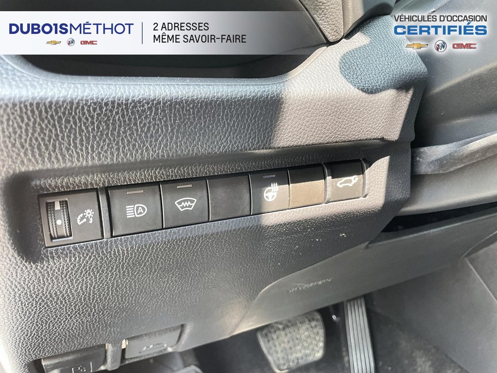 Toyota RAV4 XLE PREMIUM, 4 CYL. 2.5L, AUTOMATIQUE !!! 2023 à Victoriaville, Québec - 20 - w1024h768px