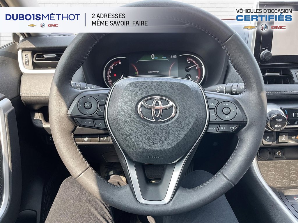 Toyota RAV4 XLE PREMIUM, 4 CYL. 2.5L, AUTOMATIQUE !!! 2023 à Victoriaville, Québec - 24 - w1024h768px