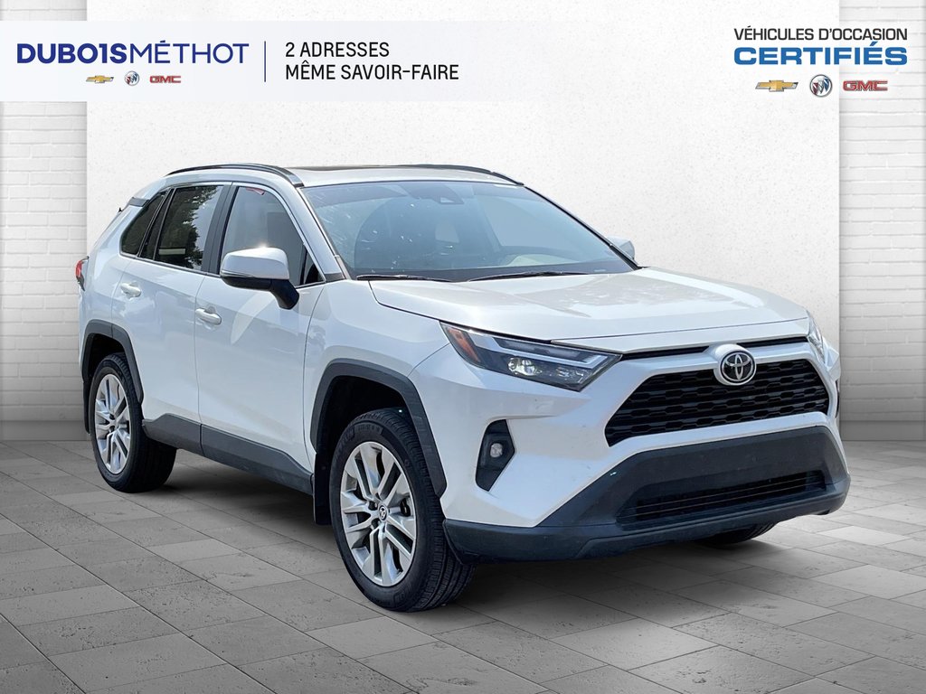 Toyota RAV4 XLE PREMIUM, 4 CYL. 2.5L, AUTOMATIQUE !!! 2023 à Victoriaville, Québec - 8 - w1024h768px