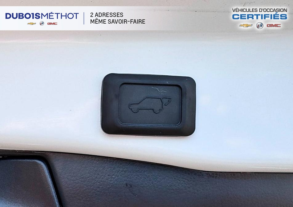 Toyota RAV4 XLE PREMIUM, 4 CYL. 2.5L, AUTOMATIQUE !!! 2023 à Plessisville, Québec - 12 - w1024h768px