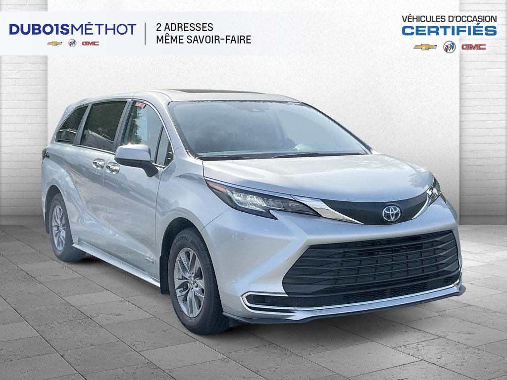 Toyota Sienna XLE AWD, 2.5L, MINI-VAN, 7 PASSAGERS !!! 2021 à Plessisville, Québec - 10 - w1024h768px