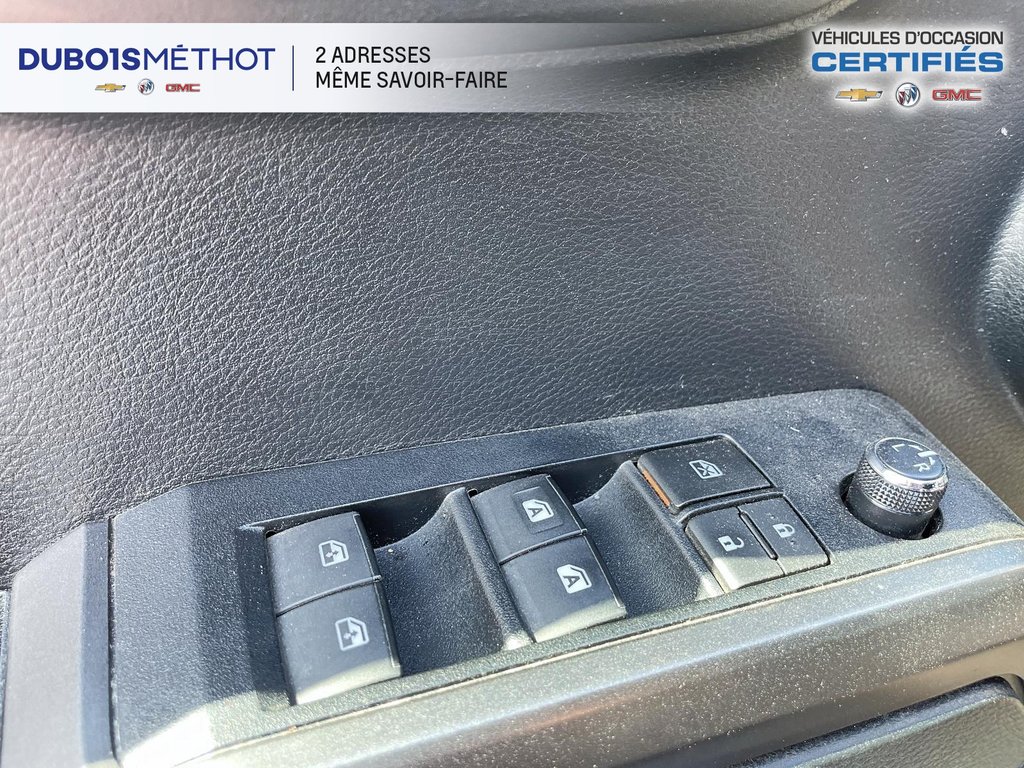Toyota Tacoma SR5 2018 à Victoriaville, Québec - 15 - w1024h768px