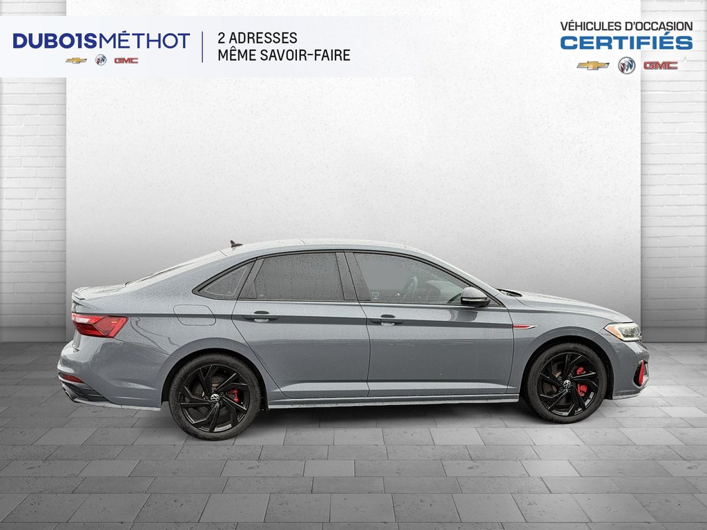 2024 Volkswagen Jetta GLI TOIT PANORAMIQUE, CUIR, SIEGES CHAUFFANT VENTILE ! in Victoriaville, Quebec - 9 - w1024h768px