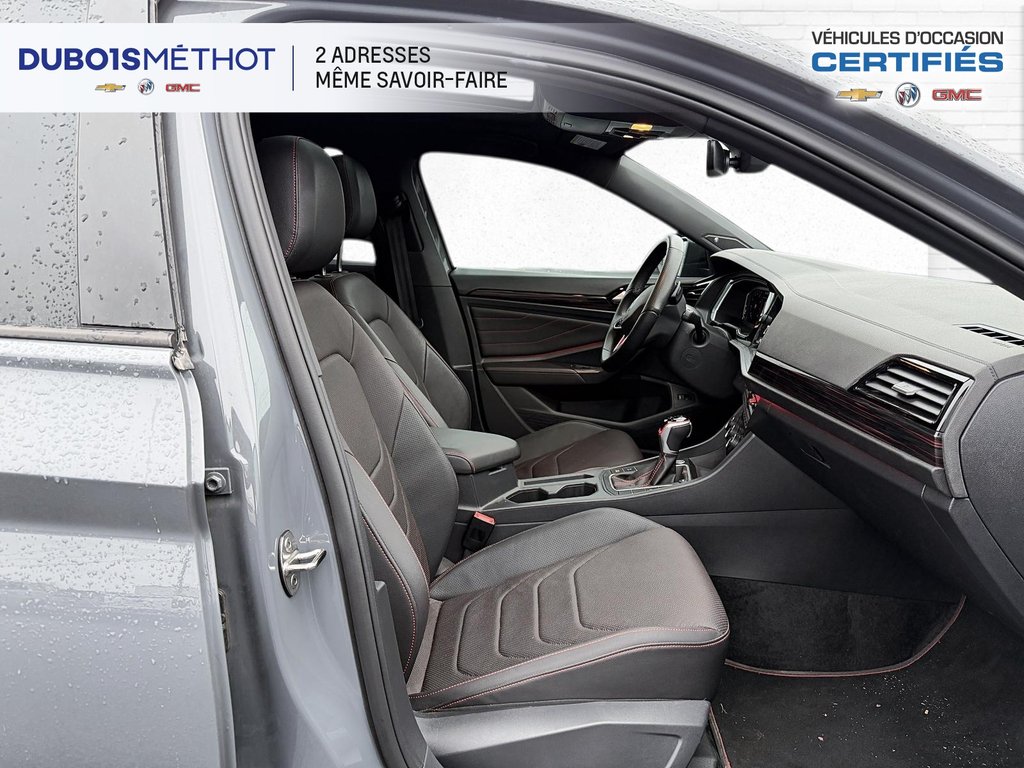 2024 Volkswagen Jetta GLI TOIT PANORAMIQUE, CUIR, SIEGES CHAUFFANT VENTILE ! in Victoriaville, Quebec - 16 - w1024h768px