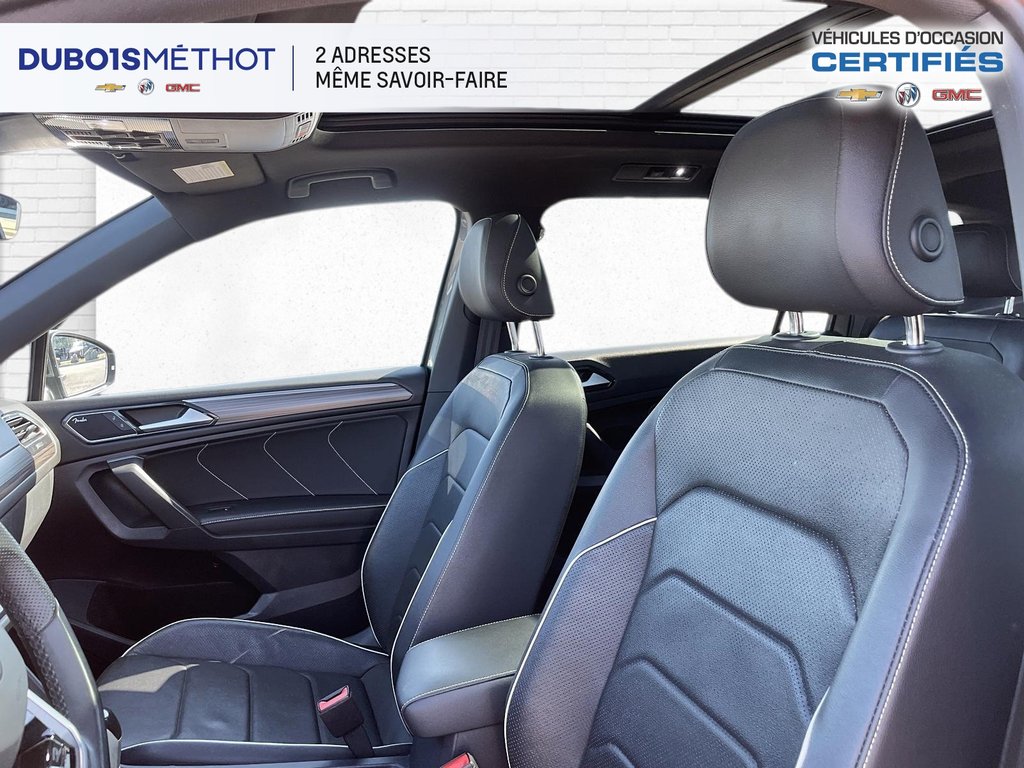 Volkswagen Tiguan HIGHLINE R LINE, 4 MOTION AWD, CUIR, TOIT, GPS !!! 2022 à Victoriaville, Québec - 24 - w1024h768px