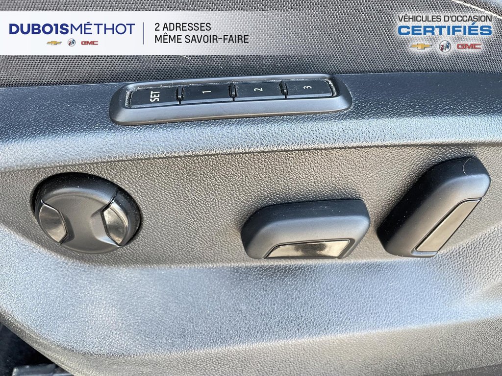 Volkswagen Tiguan HIGHLINE R LINE, 4 MOTION AWD, CUIR, TOIT, GPS !!! 2022 à Victoriaville, Québec - 25 - w1024h768px