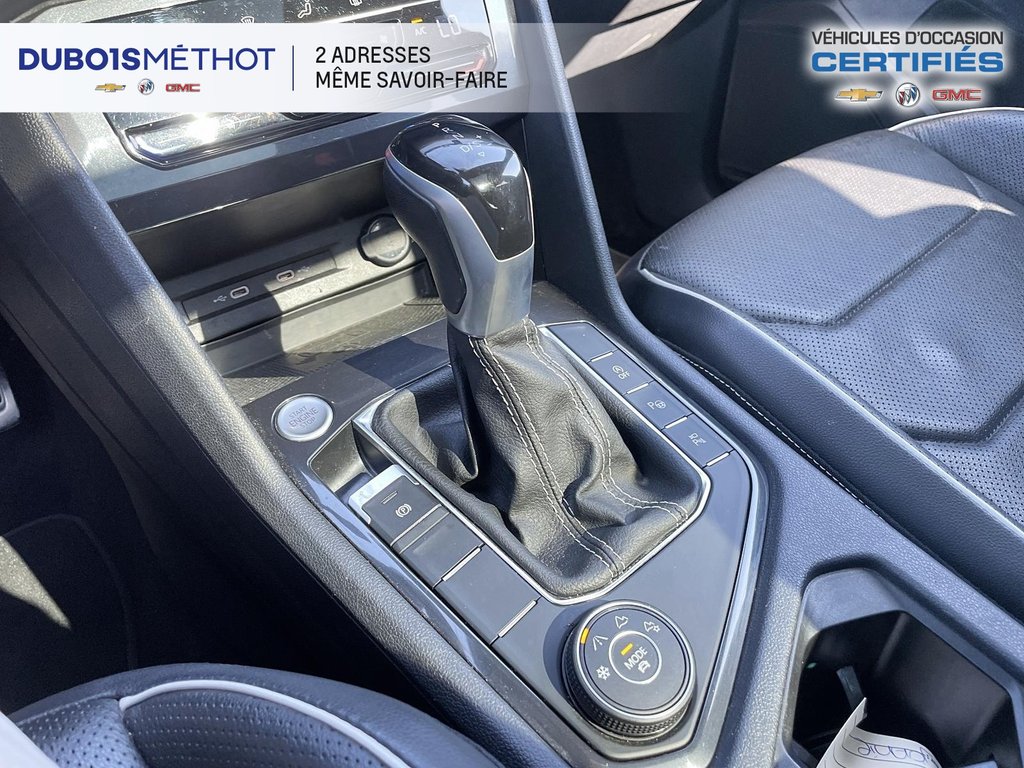 Volkswagen Tiguan HIGHLINE R LINE, 4 MOTION AWD, CUIR, TOIT, GPS !!! 2022 à Victoriaville, Québec - 28 - w1024h768px