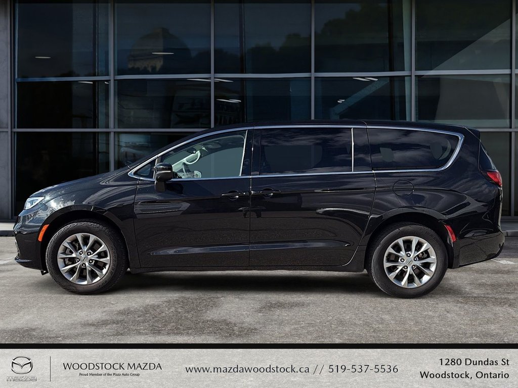 2023 Chrysler Pacifica Touring L-4