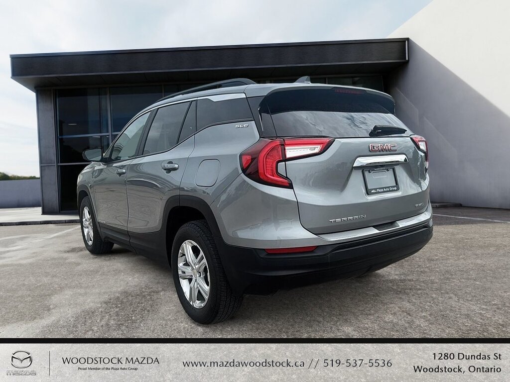 2024 GMC Terrain SLE-3