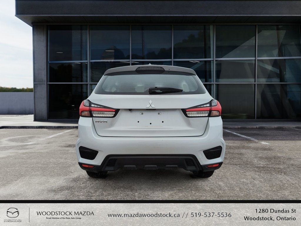 2022 Mitsubishi RVR ES-2