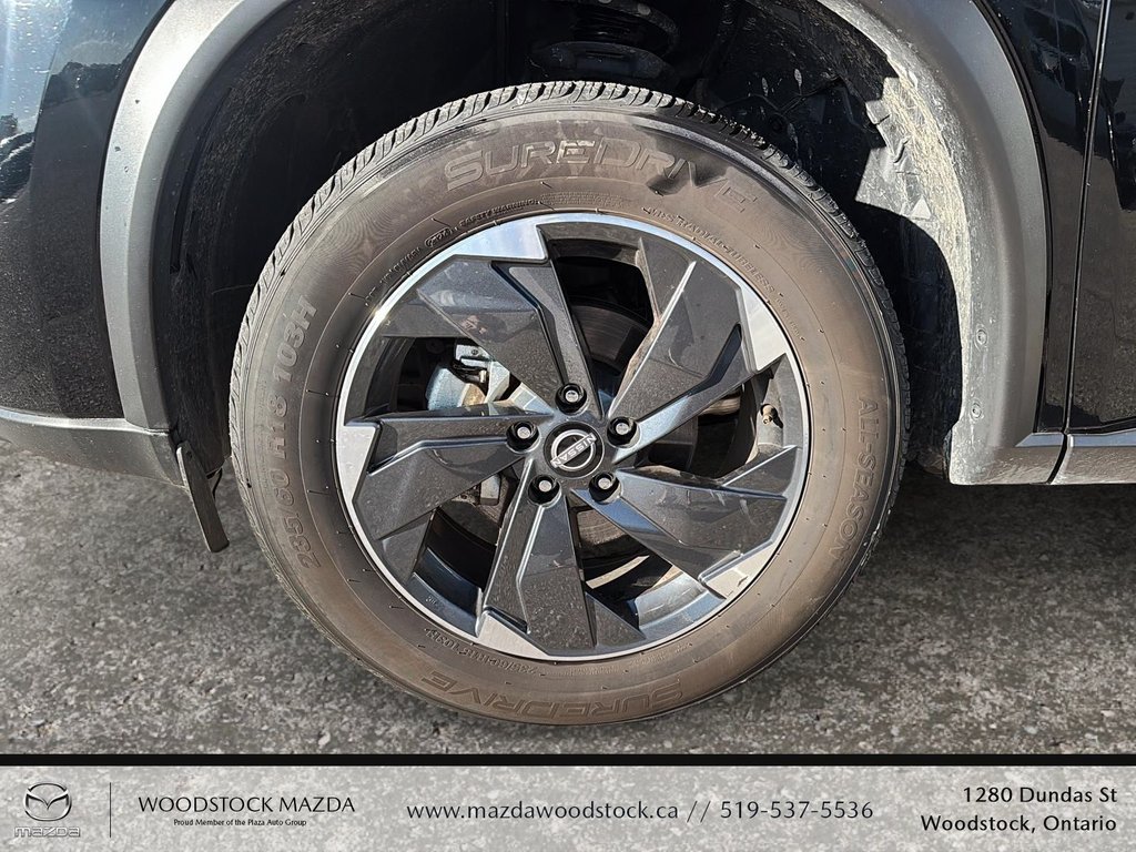 2024 Nissan Rogue SV Moonroof-6