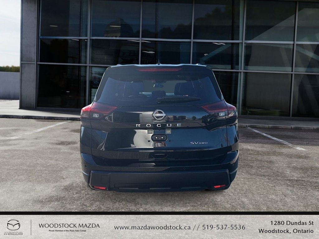 2024 Nissan Rogue SV Moonroof-2