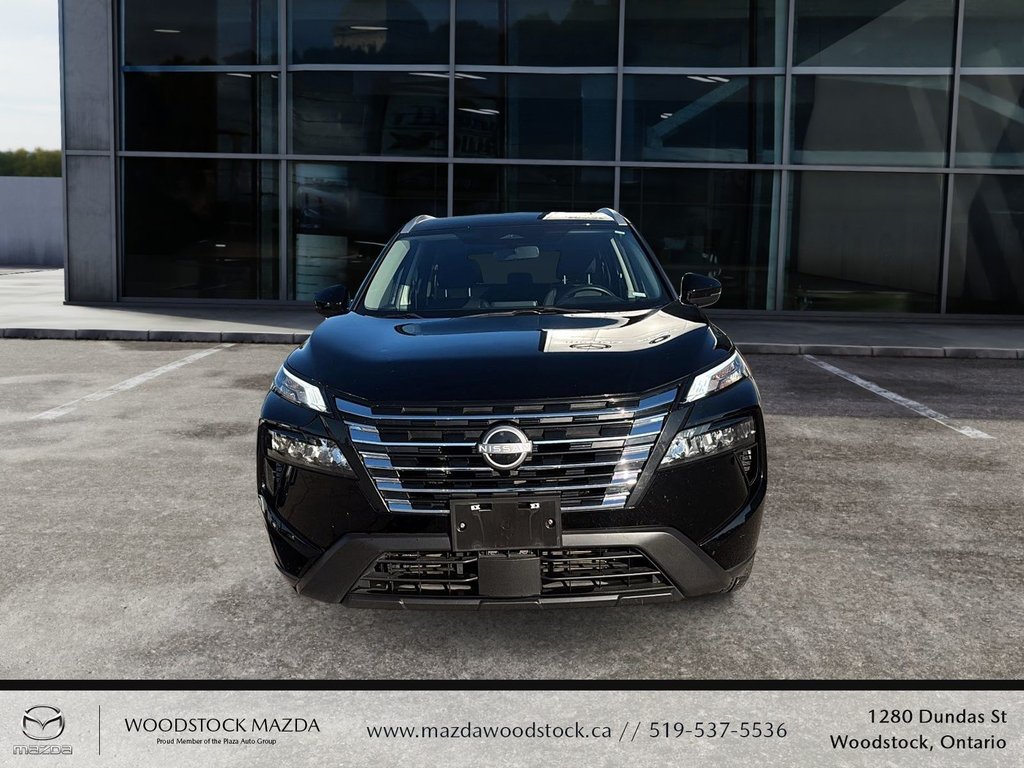 2024 Nissan Rogue SV Moonroof-1