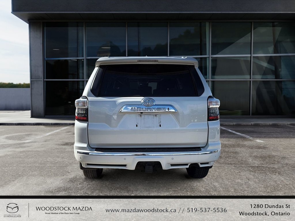 2023 Toyota 4Runner BASE-2