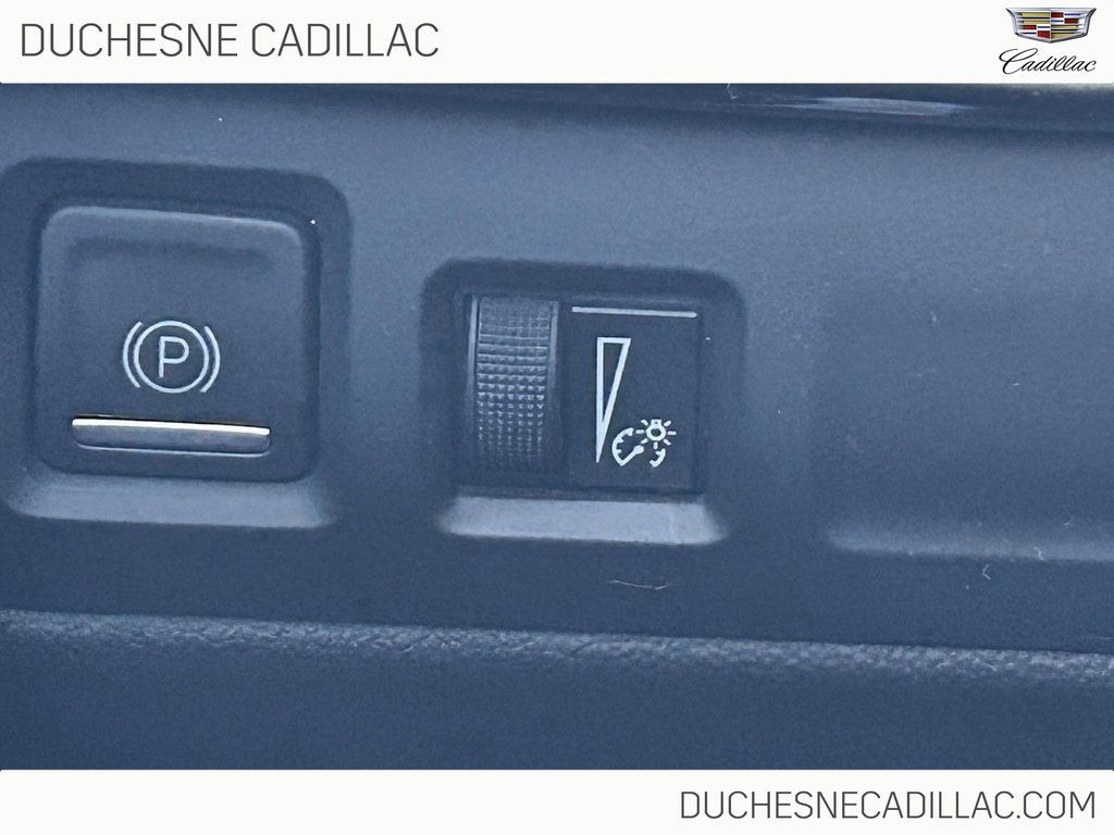 2022 Cadillac XT4 in Alma, Quebec - 26 - w1024h768px