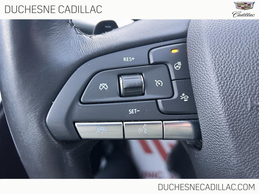 2022 Cadillac XT4 in Alma, Quebec - 25 - w1024h768px