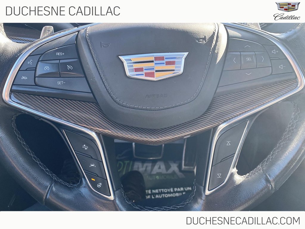 Cadillac XT4 AWD  2021 à Alma, Québec - 18 - w1024h768px