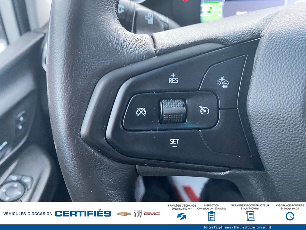 2022 Chevrolet BOLT EV 5DR WGN 1LT in Alma, Quebec - 17 - w1024h768px