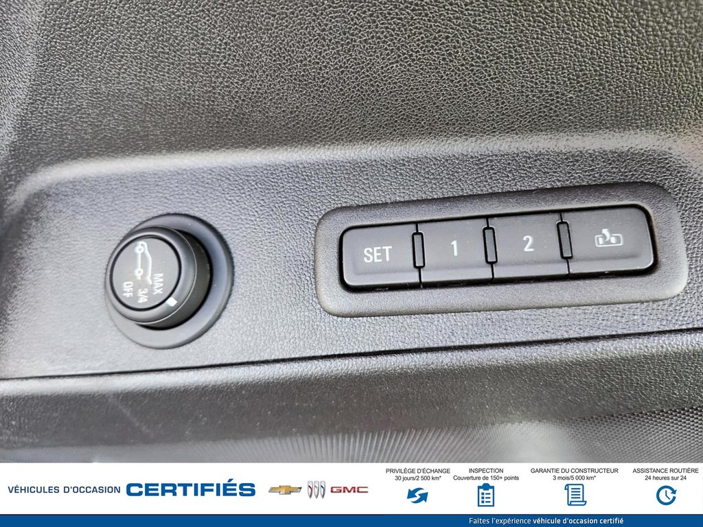 2018 Chevrolet Equinox AWD in Alma, Quebec - 16 - w1024h768px