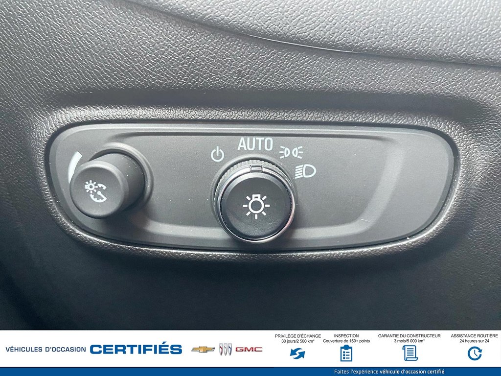 2020 Chevrolet Equinox FWD in Alma, Quebec - 17 - w1024h768px