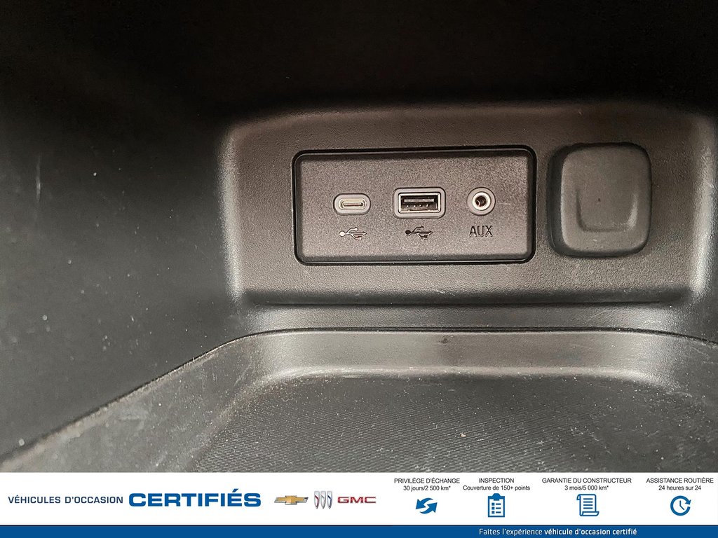 Chevrolet Equinox AWD RS 2023 à Alma, Québec - 18 - w1024h768px
