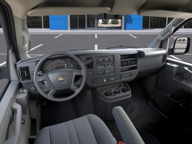 2025 Chevrolet Express Cargo 2500 in Alma, Quebec - 4 - w1024h768px