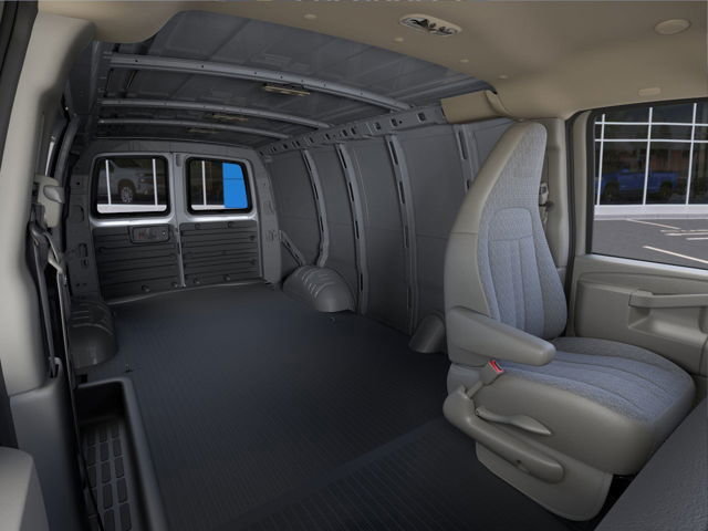 2025 Chevrolet Express Cargo 2500 in Alma, Quebec - 5 - w1024h768px
