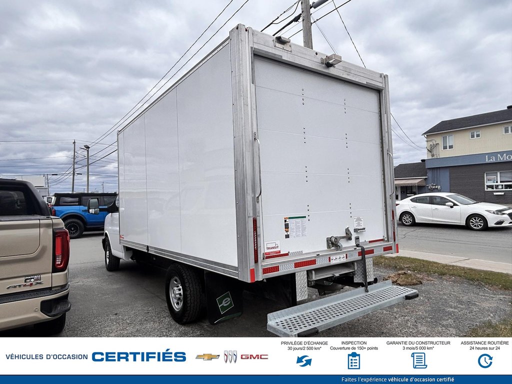 2025 Chevrolet EXPRESS Cargo 3500 in Alma, Quebec - 7 - w1024h768px