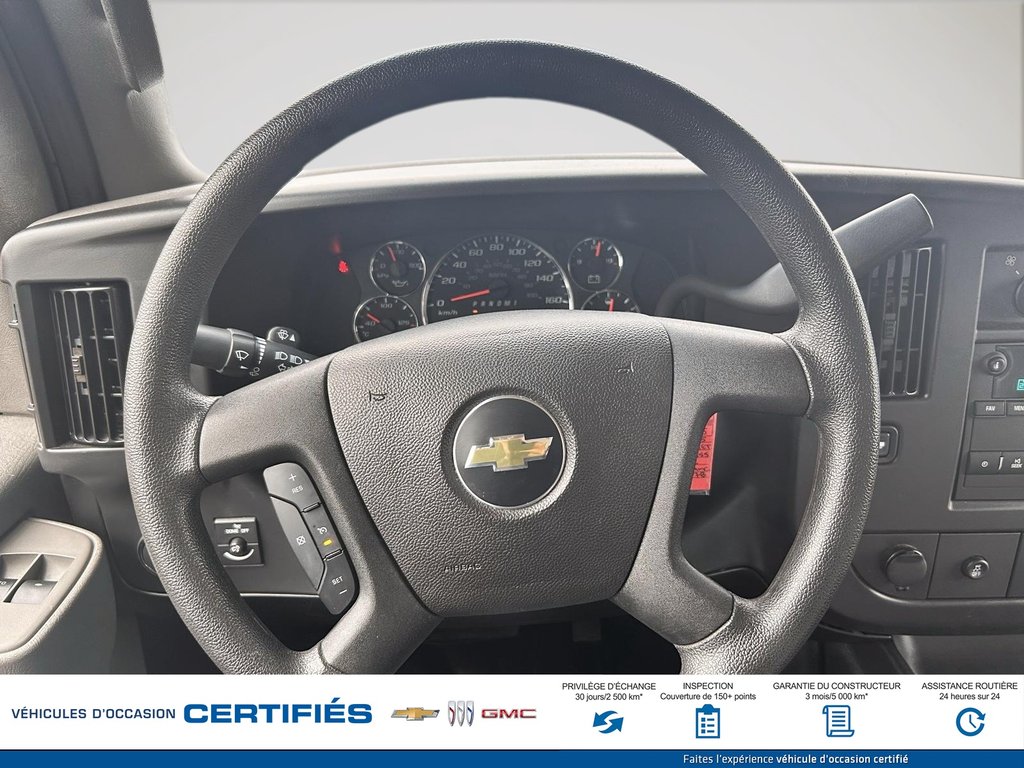 2025 Chevrolet EXPRESS Cargo 3500 in Alma, Quebec - 14 - w1024h768px