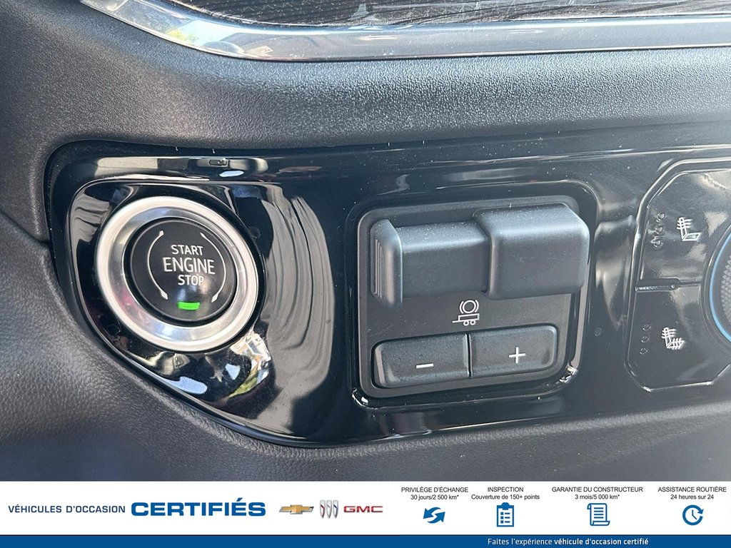 2024 Chevrolet Silverado 1500 4WD Crew Cab Short Box RST in Alma, Quebec - 21 - w1024h768px