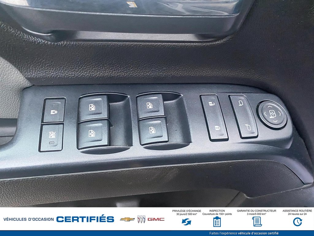Chevrolet Silverado 1500 4WD Crew Cab 2018 à Alma, Québec - 12 - w1024h768px