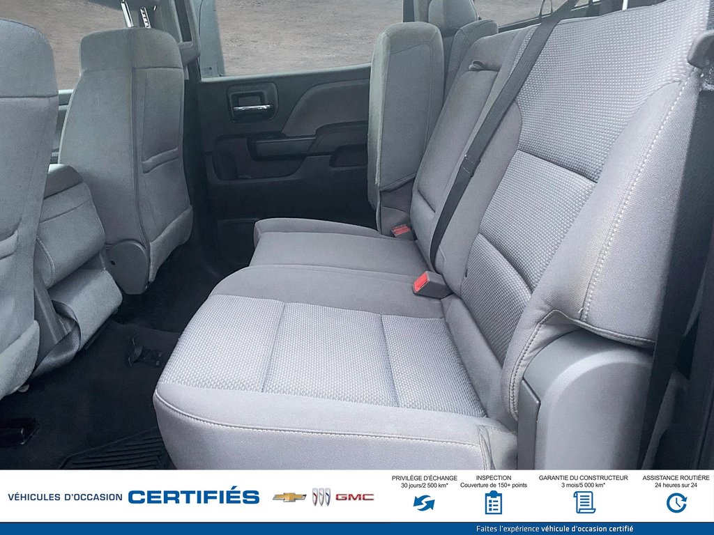 Chevrolet Silverado 1500 4WD Crew Cab 2018 à Alma, Québec - 9 - w1024h768px