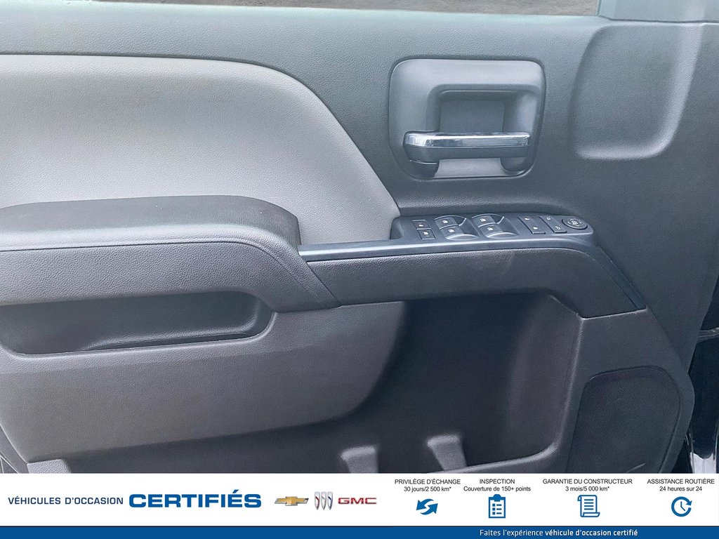 Chevrolet Silverado 1500 4WD Crew Cab 2018 à Alma, Québec - 11 - w1024h768px