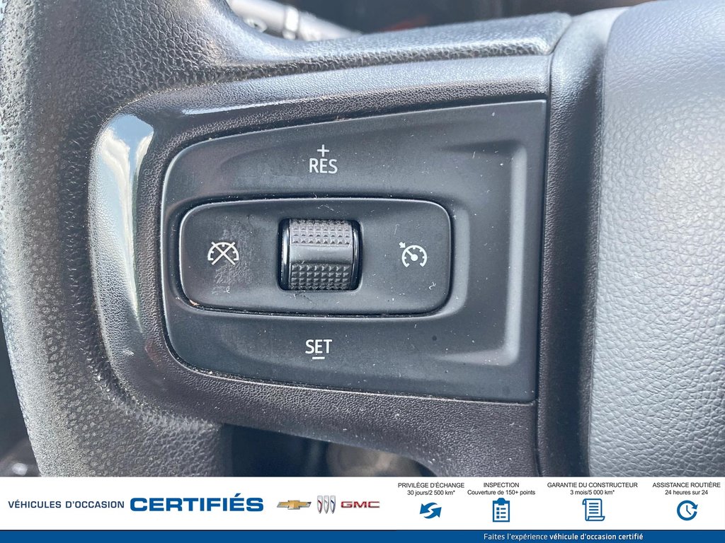 Chevrolet Silverado 1500  2020 à Alma, Québec - 17 - w1024h768px