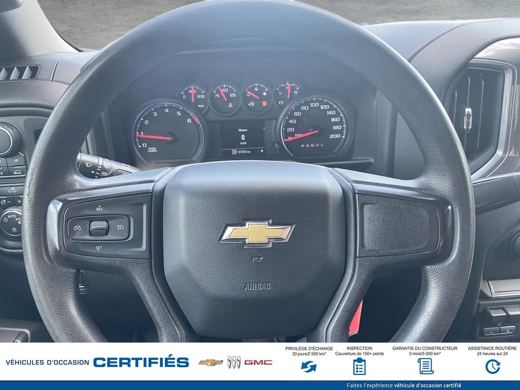 Chevrolet Silverado 1500  2020 à Alma, Québec - 16 - w1024h768px