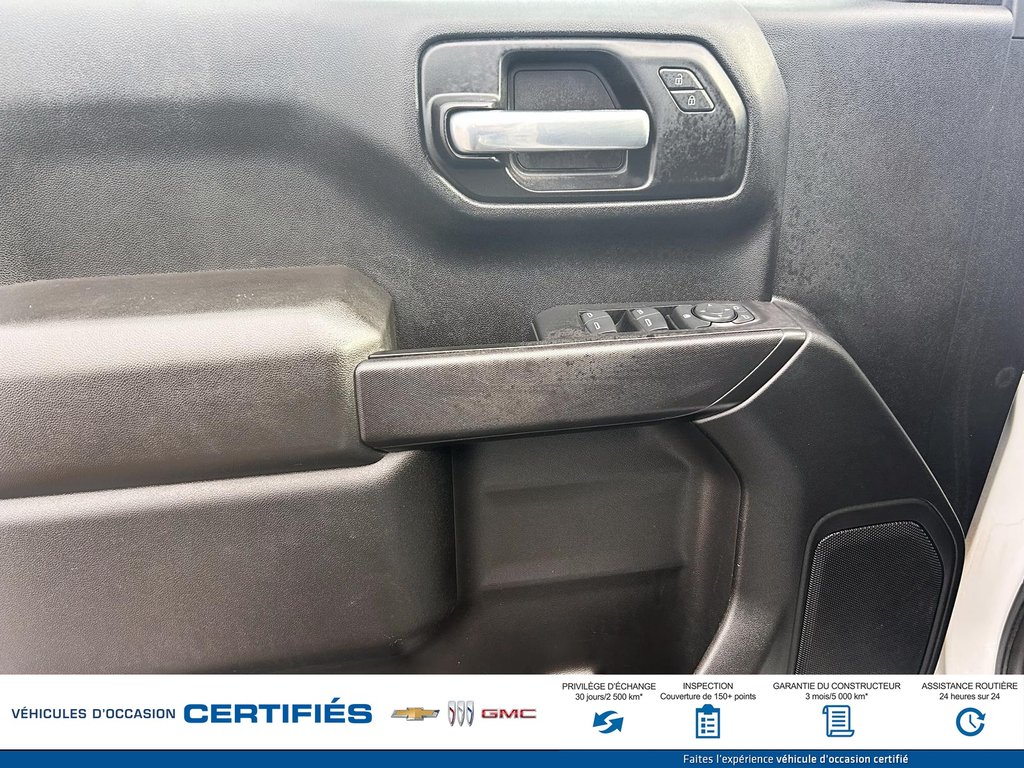 Chevrolet Silverado 1500 4WD Crew Cab 2021 à Alma, Québec - 12 - w1024h768px