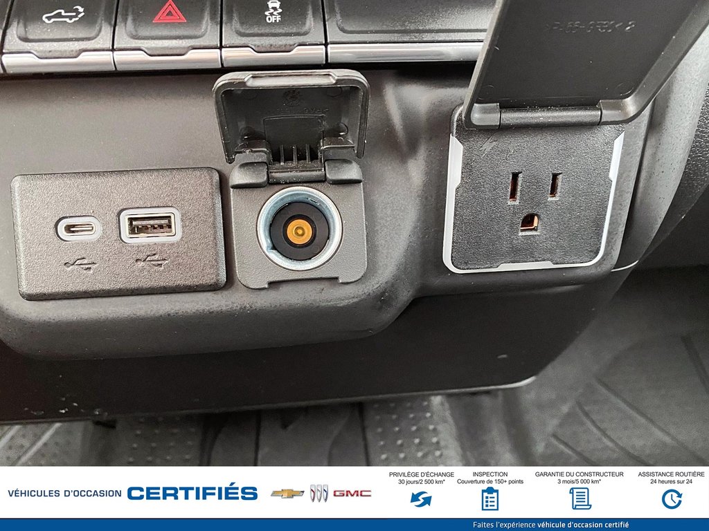 Chevrolet Silverado 1500 4WD crew cab Custom 2022 à Alma, Québec - 20 - w1024h768px