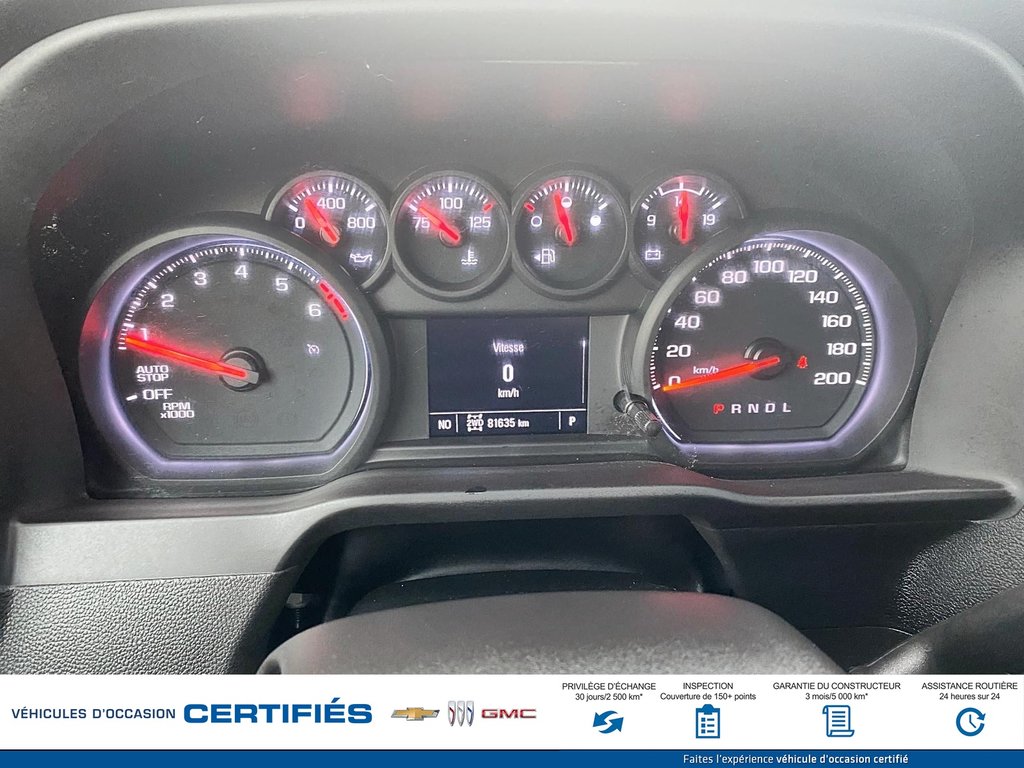 Chevrolet Silverado 1500 4WD crew cab Custom 2022 à Alma, Québec - 16 - w1024h768px
