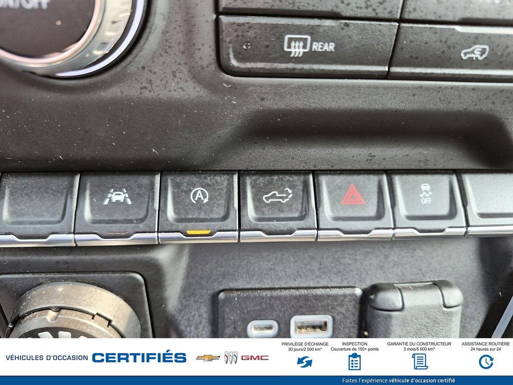 Chevrolet Silverado 1500 4WD Crew Cab  2022 à Alma, Québec - 21 - w1024h768px