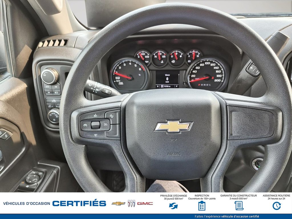 Chevrolet Silverado 1500 4WD Crew Cab  2022 à Alma, Québec - 26 - w1024h768px