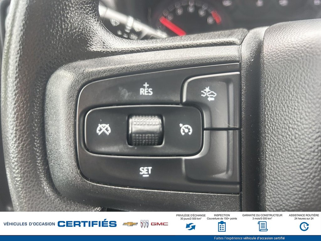 2022 Chevrolet Silverado 1500 4WD Crew Cab Custom Trail Boss in Alma, Quebec - 18 - w1024h768px