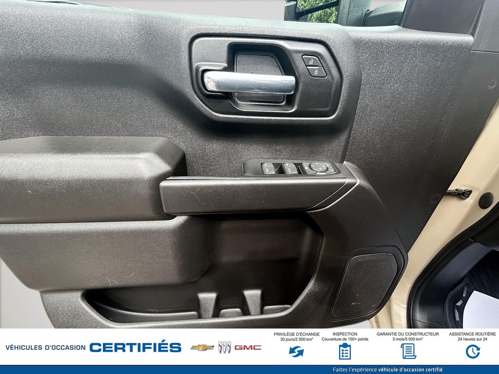 2022 Chevrolet Silverado 1500 4WD Crew Cab Custom Trail Boss in Alma, Quebec - 14 - w1024h768px